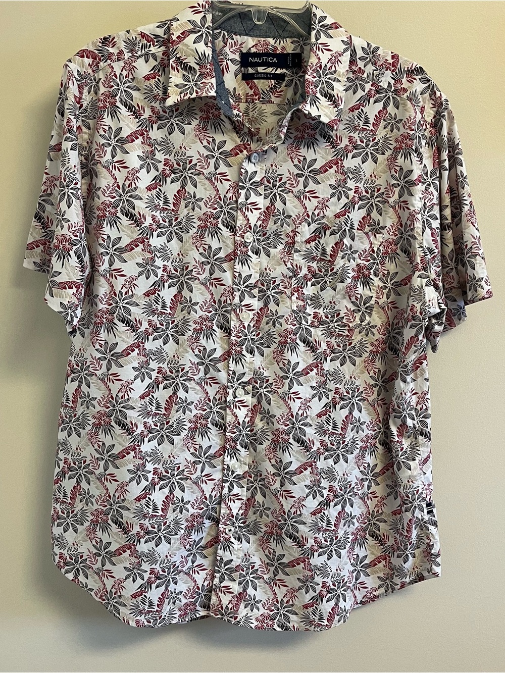 Nautica Men’s White Short-Sleeve Floral Button-Up Shirt - Red & Gray Print Large